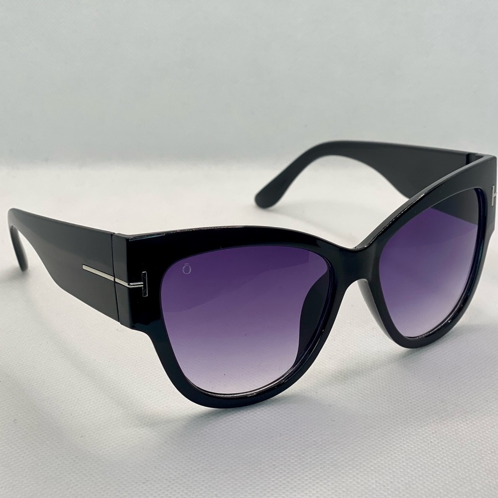 Ōvica Sunglass - Picture 2 of 8